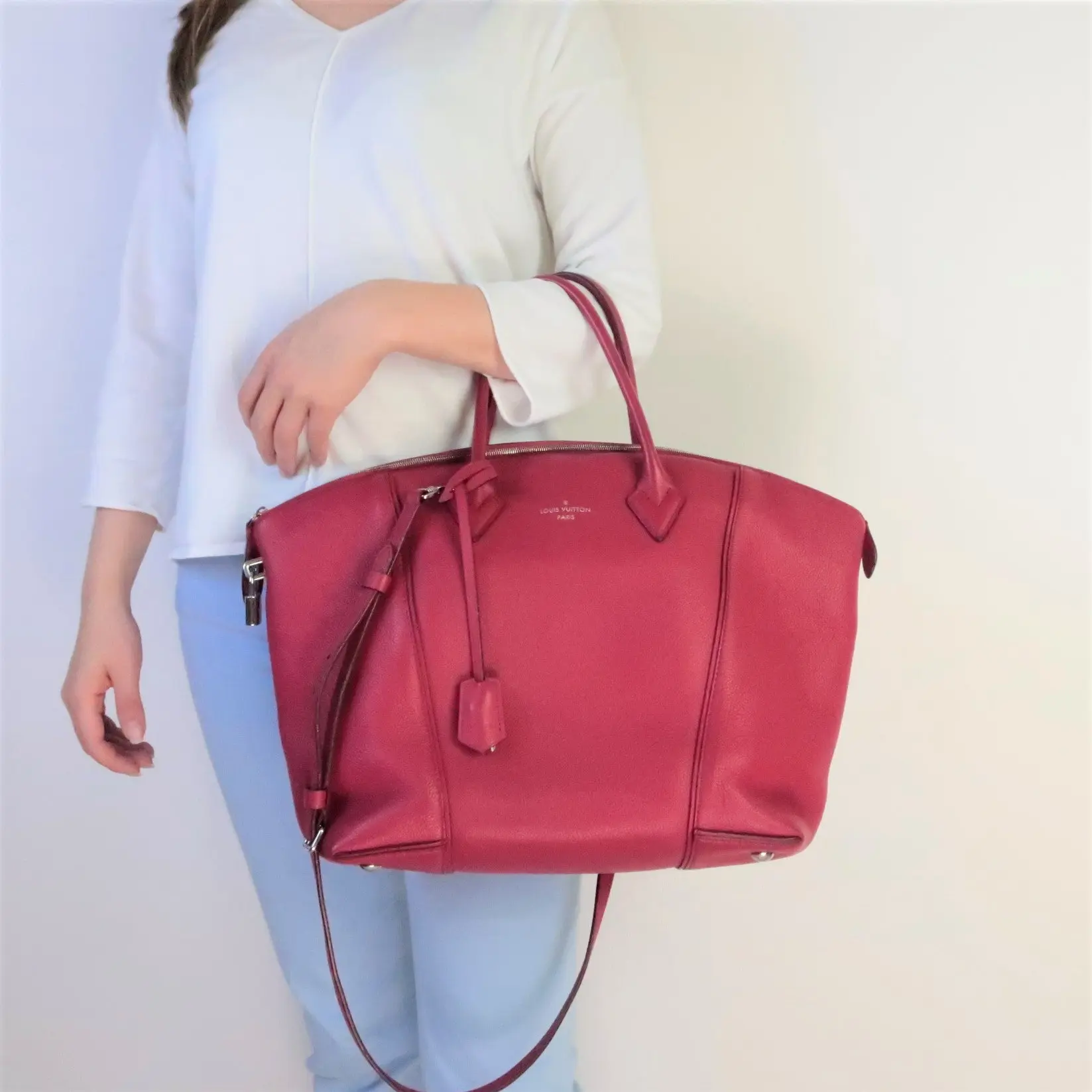 Louis Vuitton Rubis Taurillon Leather Soft Lockit MM Bag