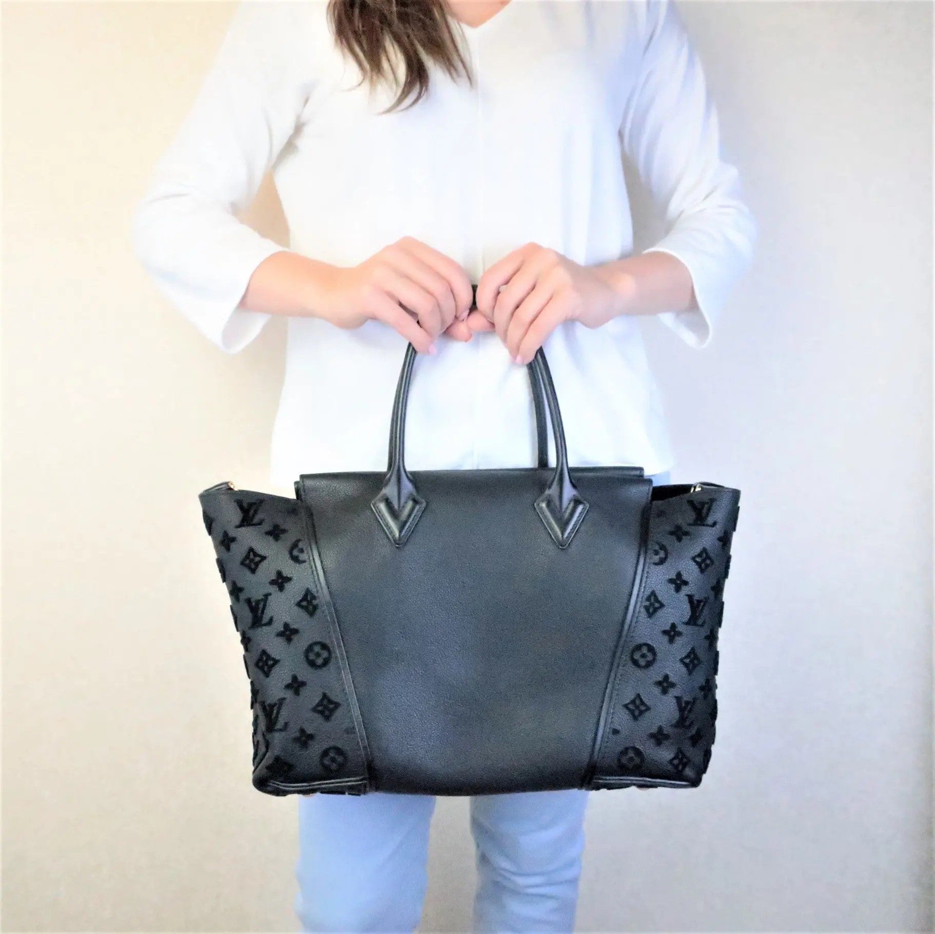 Louis Vuitton Veau Cachemire W Tote Bag