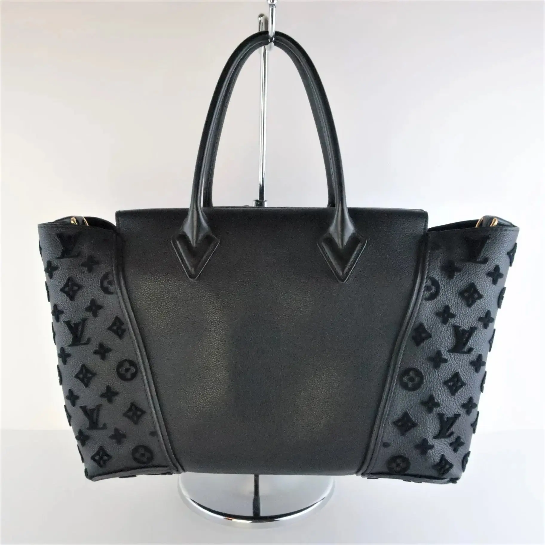Louis Vuitton Veau Cachemire W Tote Bag - Image 5