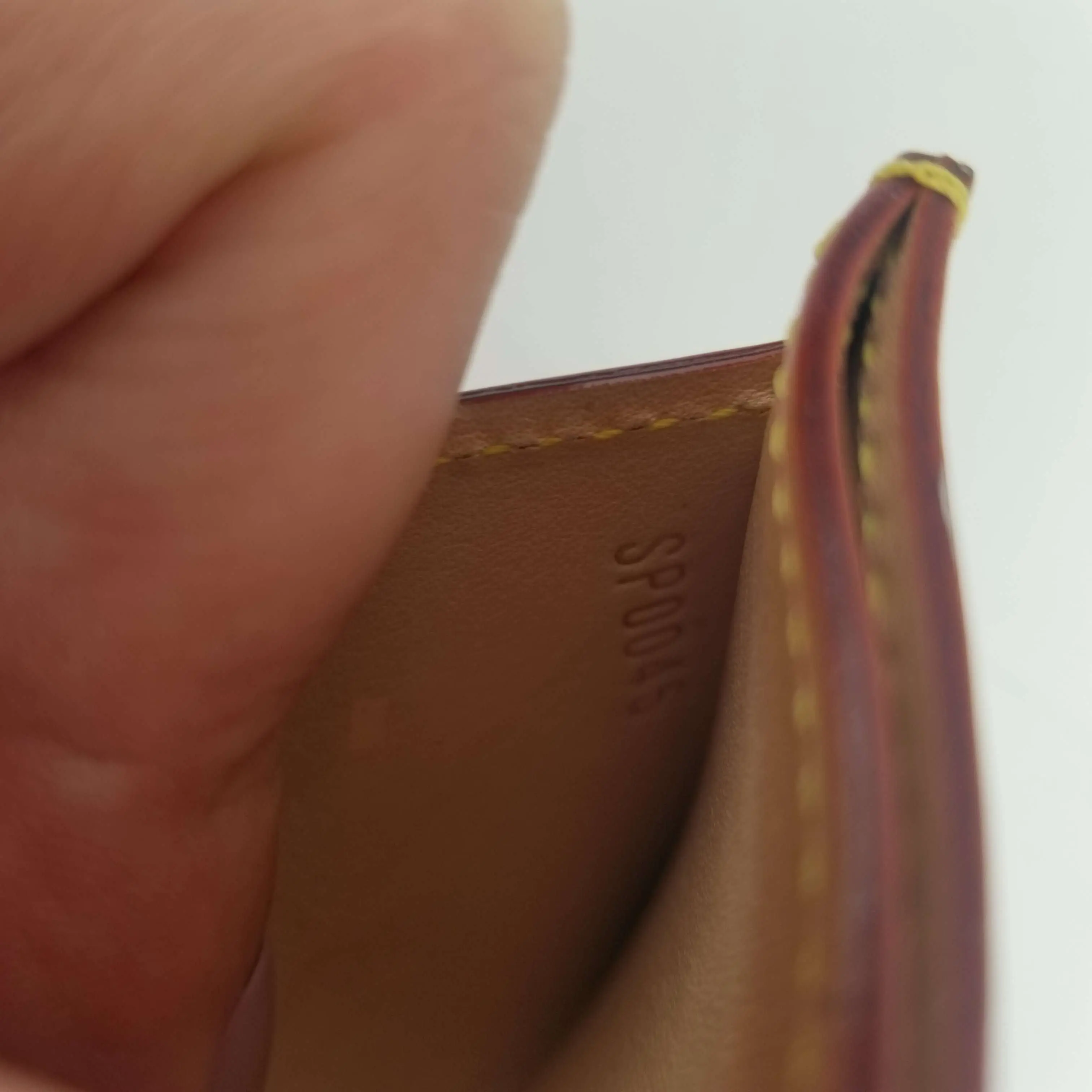 Louis Vuitton Vachetta Card Holder "Louis Vuitton Cup" - Image 7
