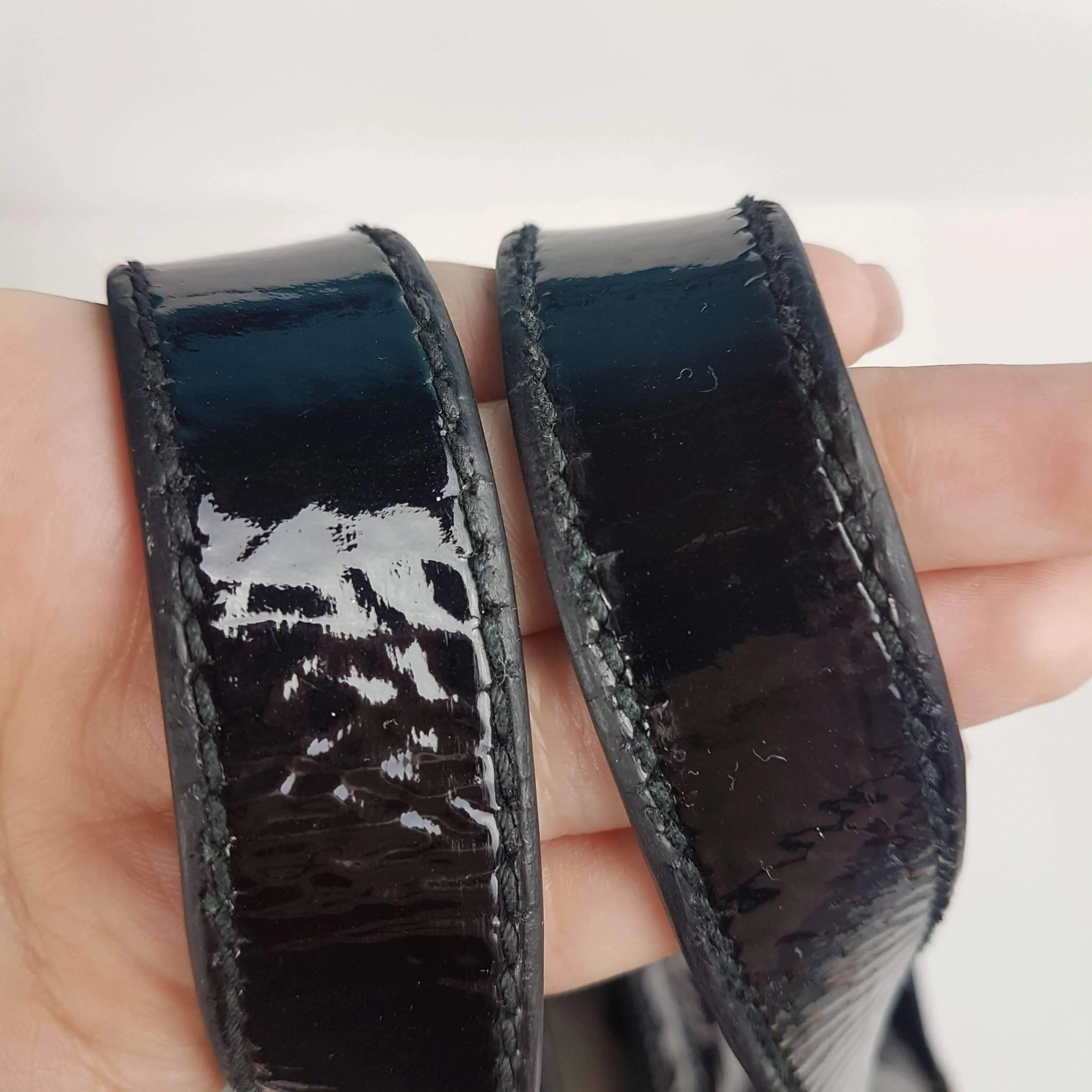 YSL Downtown Croc Embossed Patent Leather Bag - Image 22